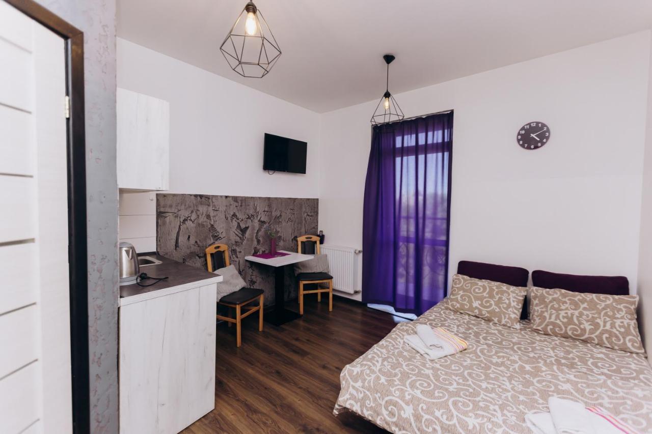 Нові Apartments Біля Жд Вокзалу Ivano-Frankivszk Kültér fotó