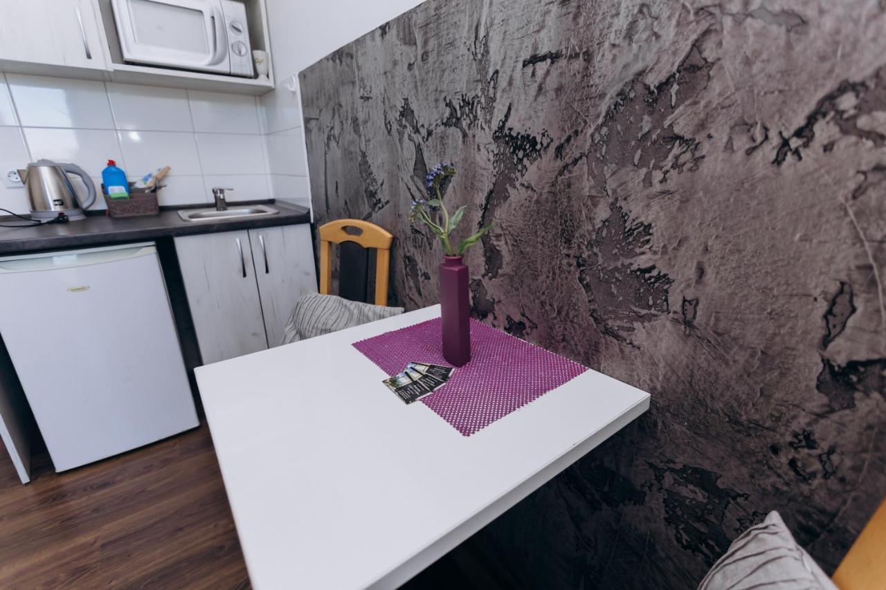 Нові Apartments Біля Жд Вокзалу Ivano-Frankivszk Kültér fotó